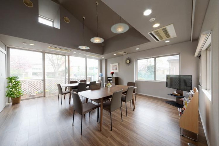 ファミール産院よこはま菊名（旧 おおいウィメンズクリニック）ラウンジ